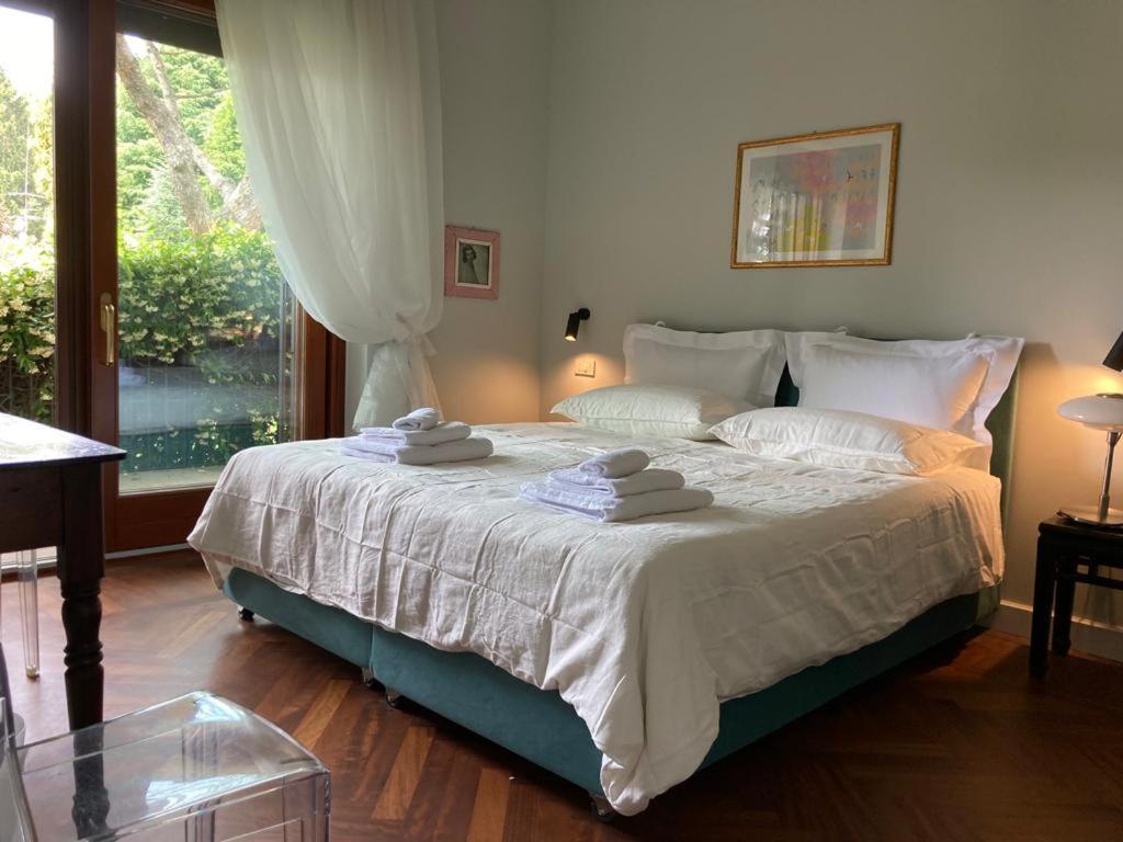 Maison Montello 瓦雷泽 外观 照片