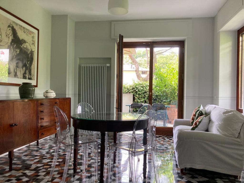 Maison Montello 瓦雷泽 外观 照片