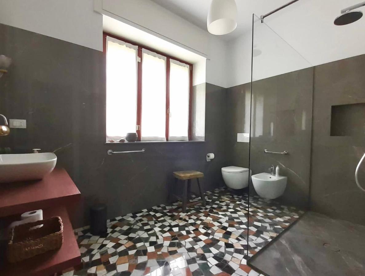 Maison Montello 瓦雷泽 外观 照片